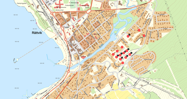 Karta över Rättvik som pekar ut lediga tomter