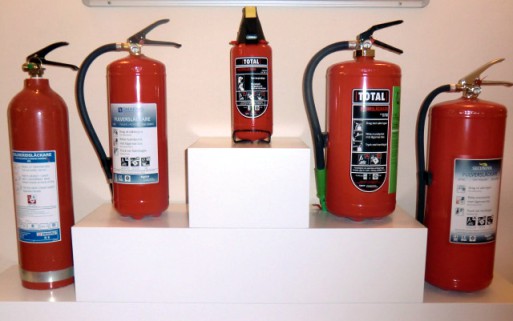 Bild på olika typer av brandsläckare.